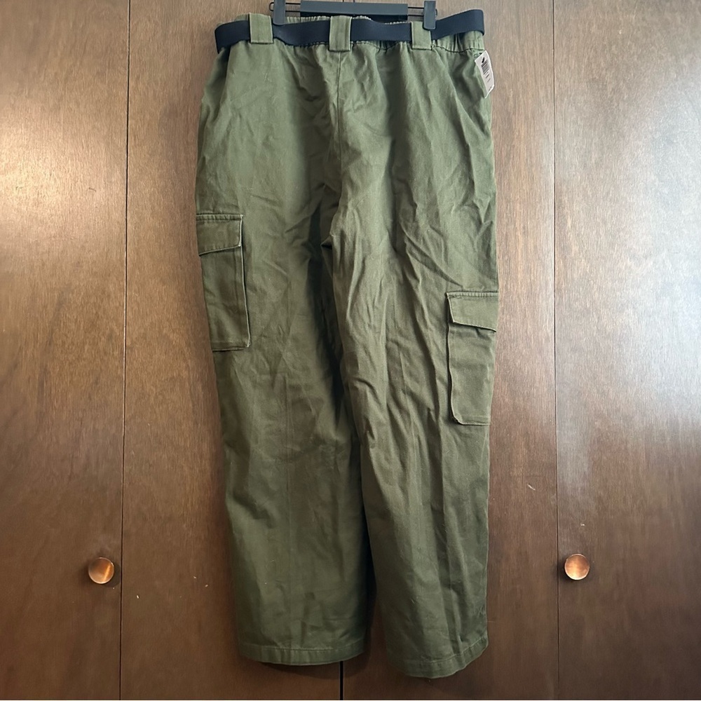 Aritzia TNA Fatigue Olive Green High Rise Cargo Pant Black Belted Size 2XL NWT - Picture 10 of 16